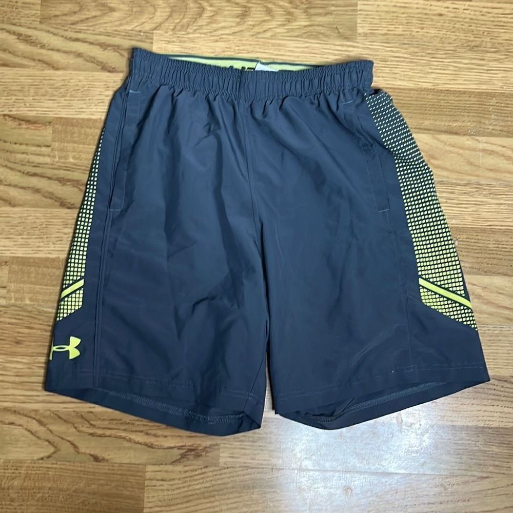 Under Armor Heat Gear Navy Blue Activewear Woven Graphic Sport Style Shorts Size